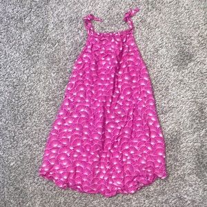 Old navy girls dress,size 5T, pink and white with small shell/flower like design